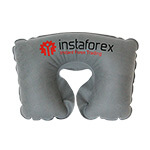 Inflatable neck pillow